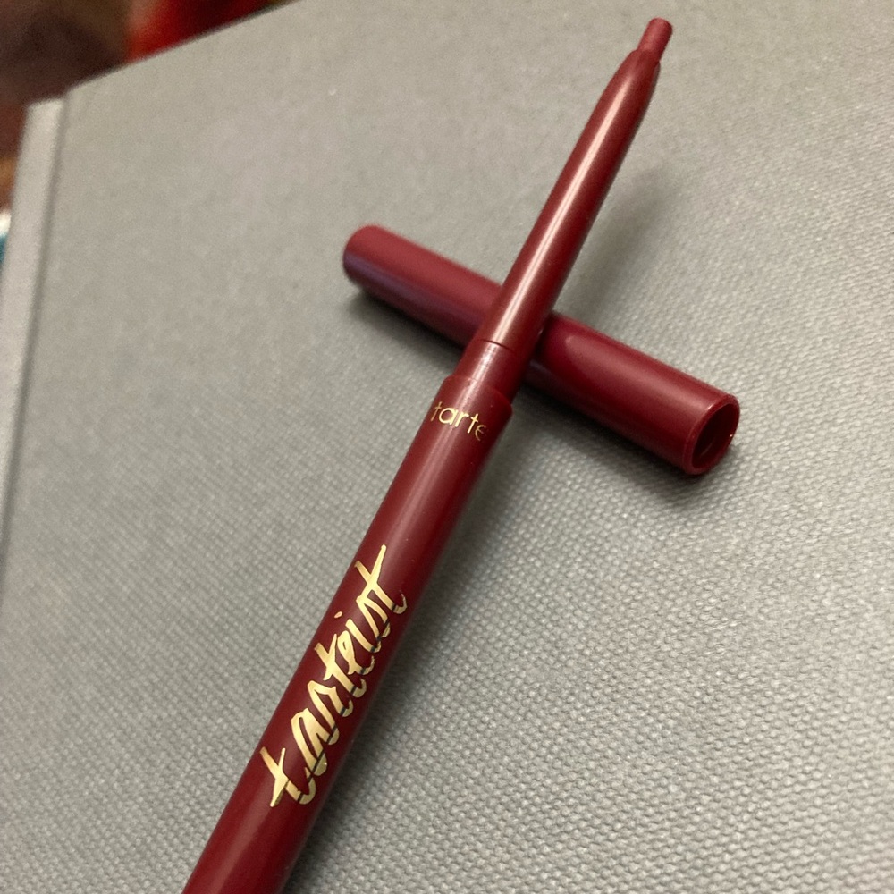 Tarte Lip Crayon in Squad